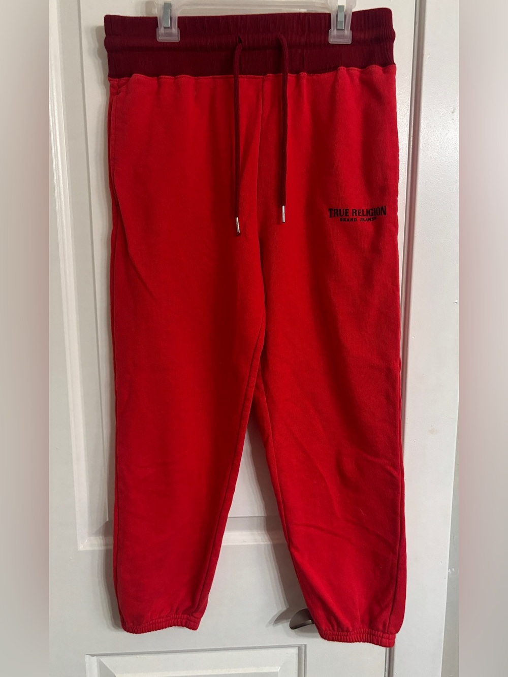 TRUE RELIGION Red and Burgundy Drawstring Joggers With Black Logo Size Small